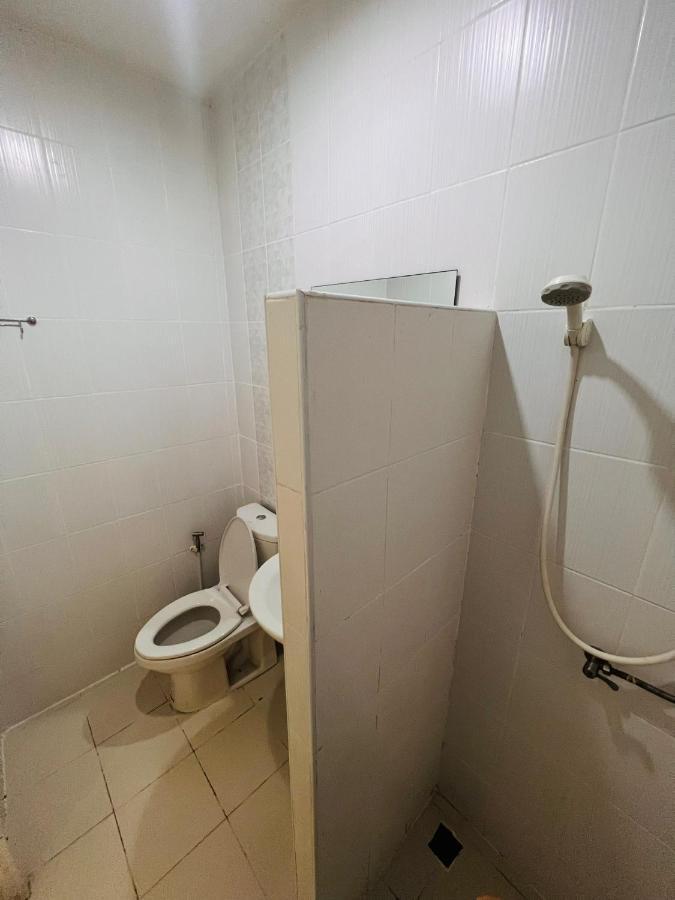 Aekkalukthai Hostel Rayong Eksteriør bilde